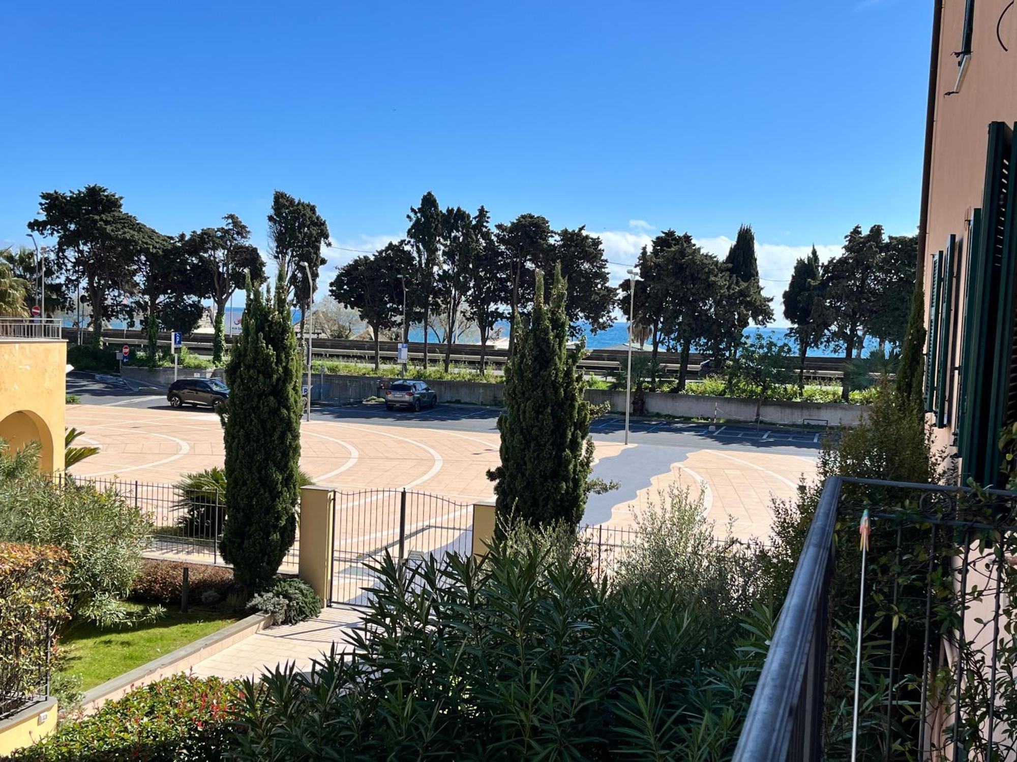Studio Mer Piscine Cala Di Sole Imperia Italie Mono Locale Une Seule Piece Экстерьер фото