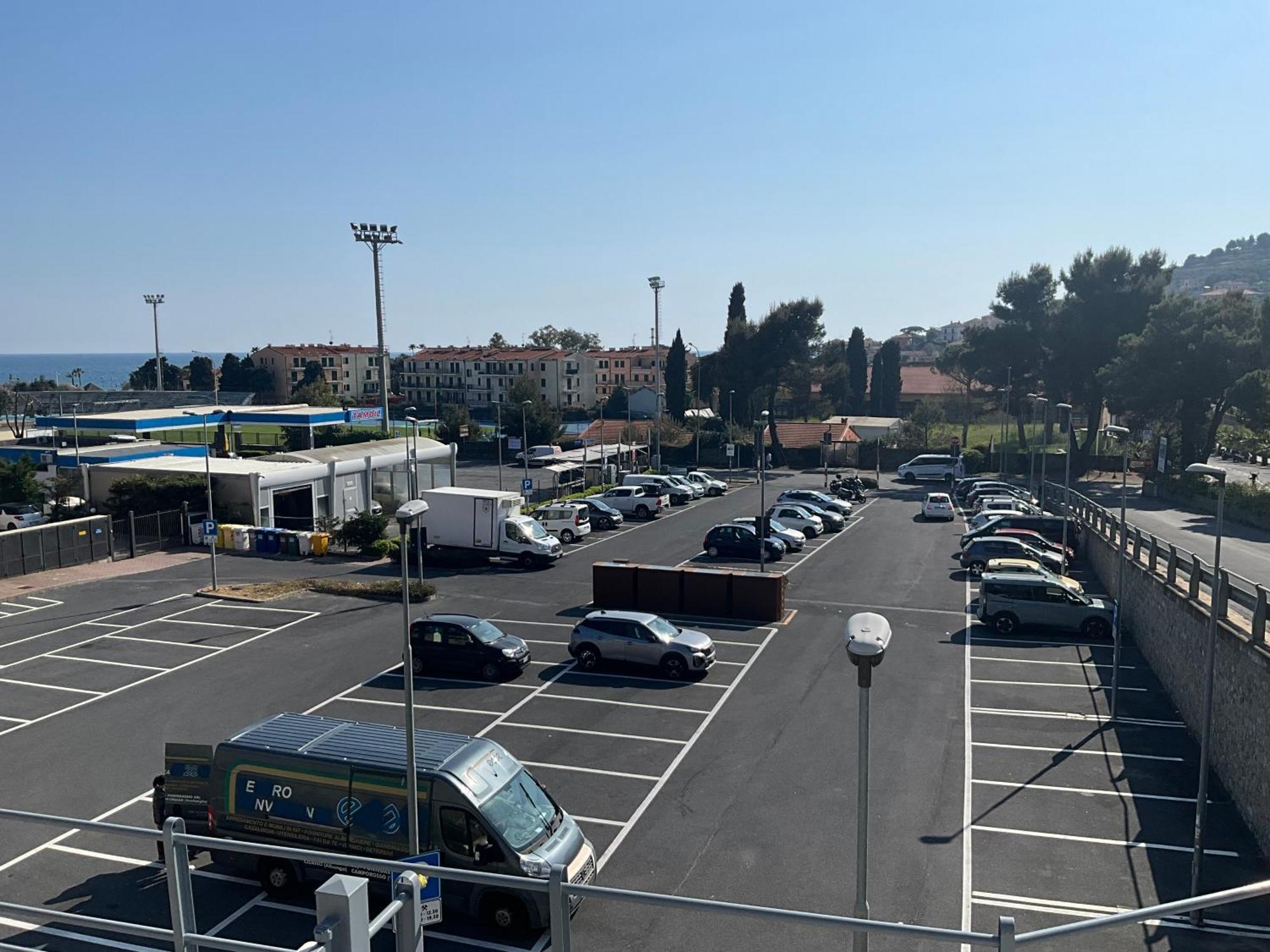 Studio Mer Piscine Cala Di Sole Imperia Italie Mono Locale Une Seule Piece Экстерьер фото